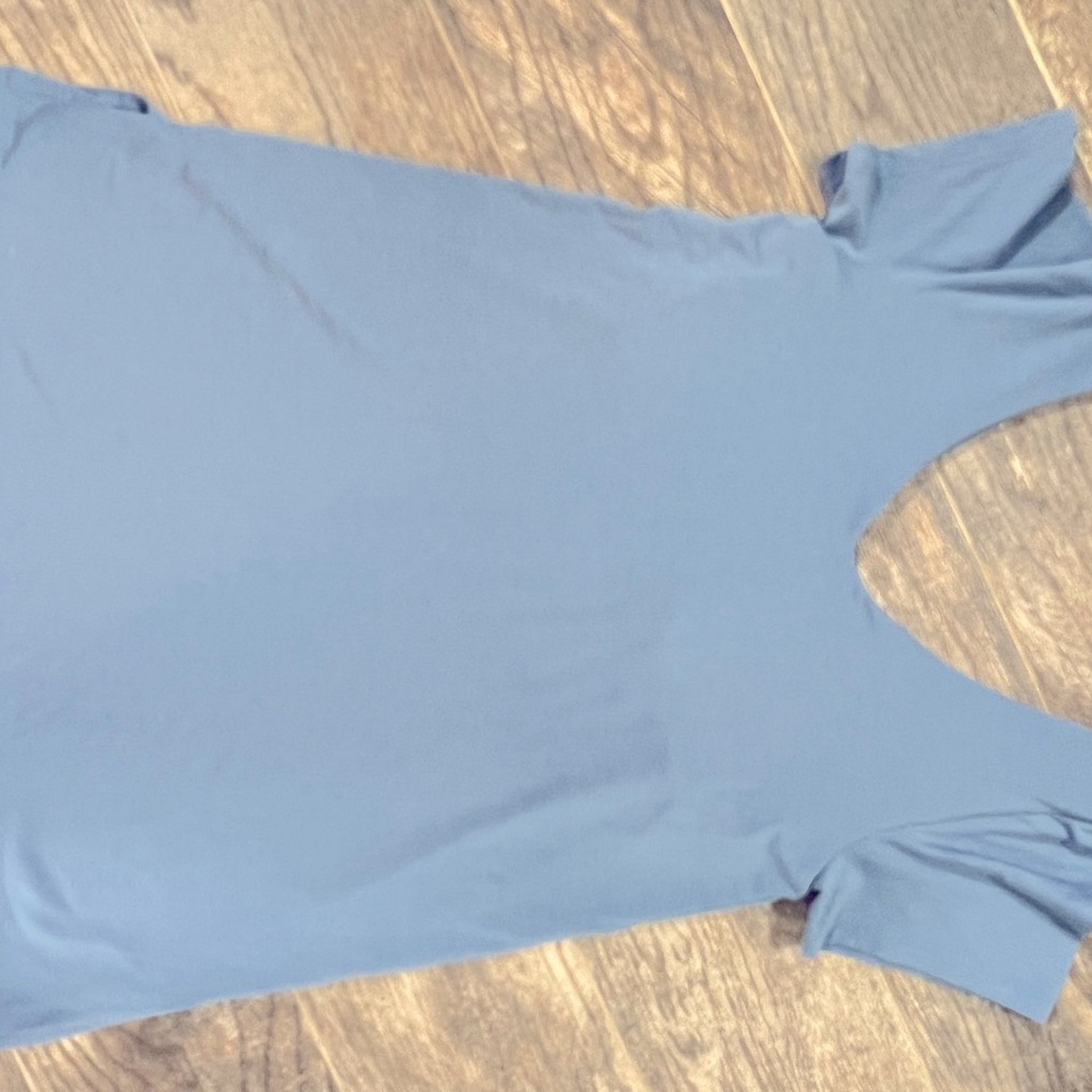 Athleta tunic built-in-bra top. Light blue, size Medium.